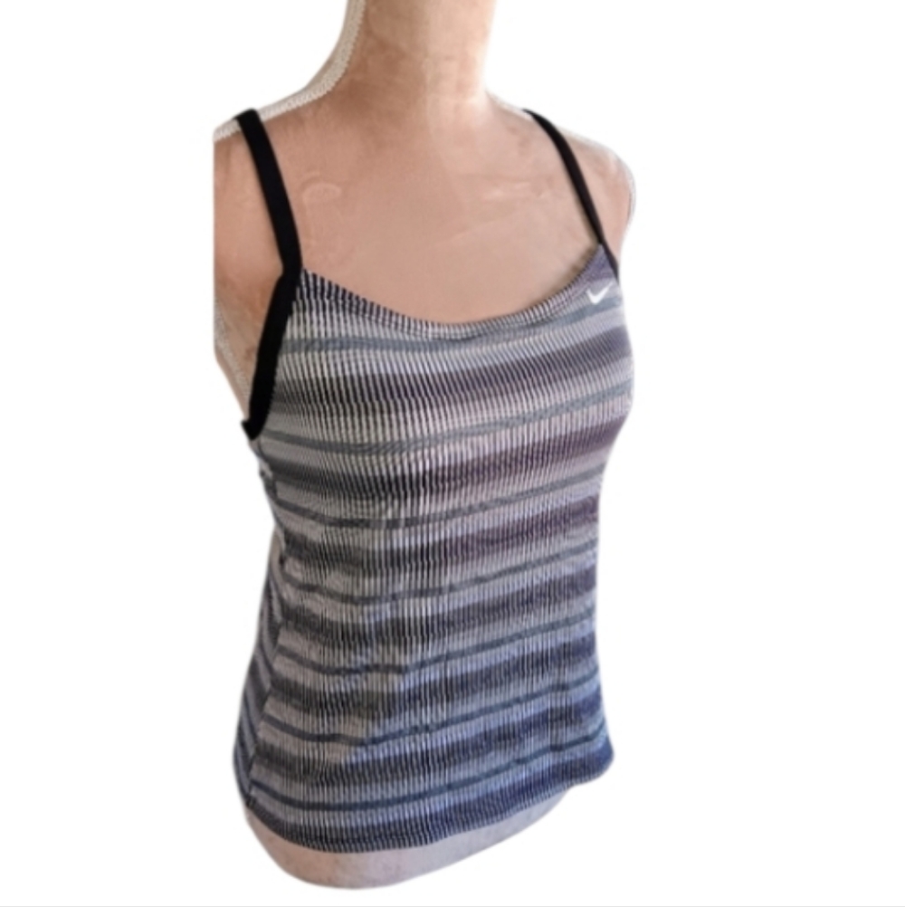Nike ~ Women’s Striped Activewear Tank Top ~ Black & White ~ Medium - Picture 2 of 10